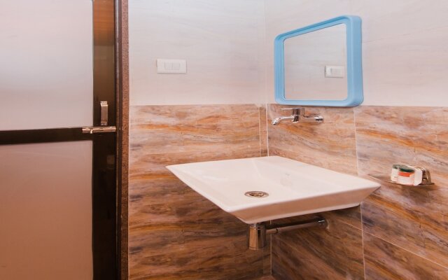 OYO 12894 Bunty Residency