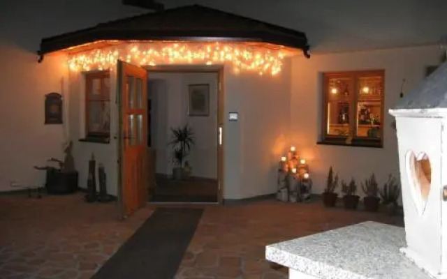 Messnerwirt Pension Apartment