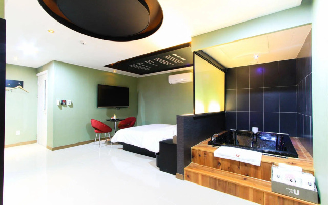 ForU Hotel