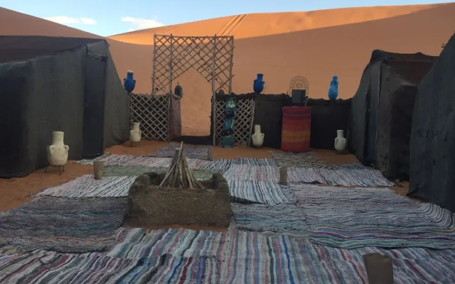 Sahara Sabaku Tour Camp