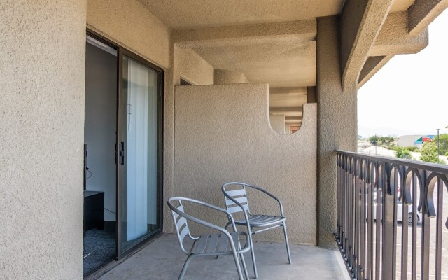 Studio Apt with WiFi by Frontdesk