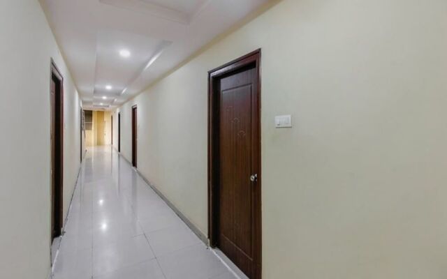 Maruthi Residency Inn