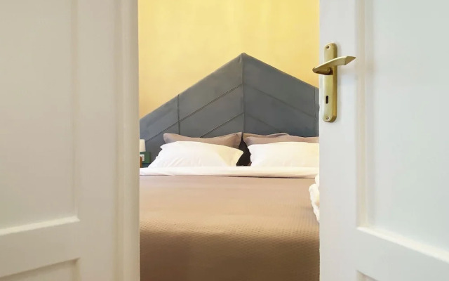 Live in Athens PANGRATI Fine Residence