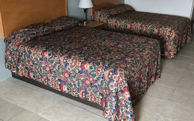 Whitesboro Inn & Suites