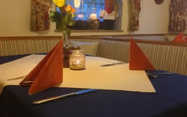 Hotel-Gasthof zum Schwan - Guest House