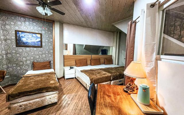 OYO 767 Hotel Urban - Khotel Kurban Hotel