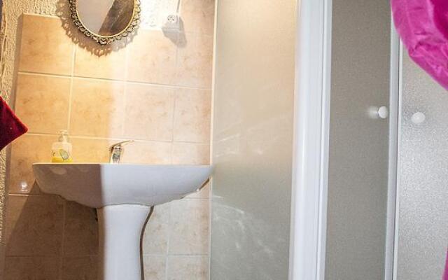 Le Colombier De Cyrano Et Roxane