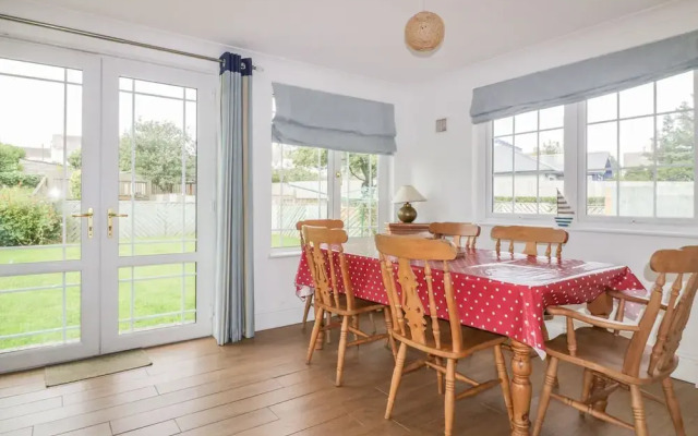 Apartment 1, Trearren