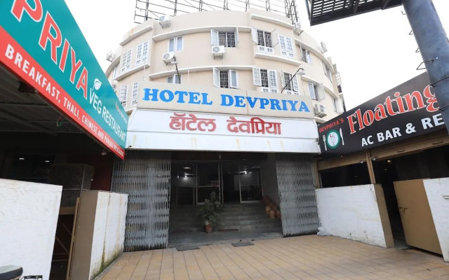 OYO 15983 Hotel Devpriya