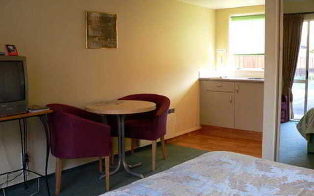 Antonio's Motor Lodge