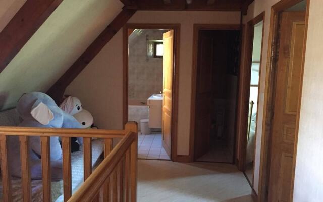 House With 2 Bedrooms in Lanobre, With Enclosed Garden