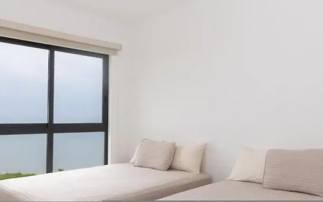 Ourfriends Condo by Acomodo
