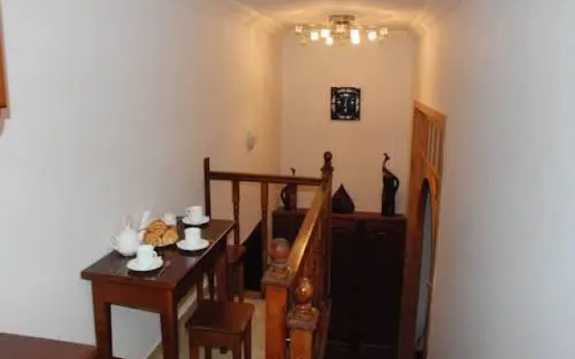 Dreamlike World Apartment