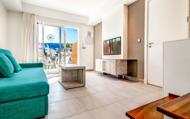 Hotel LIVVO Los Calderones - Adults Recommended