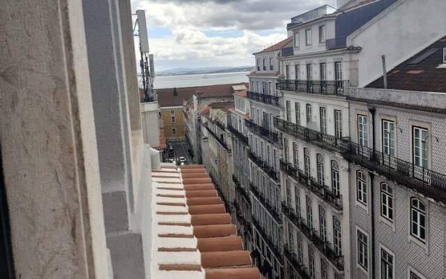 Westlight Lisboa Madalena