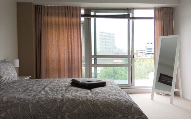Luxury Apartment at Hobson Gardens