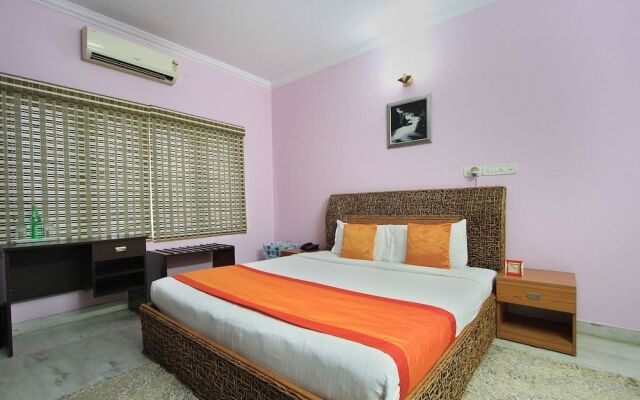 OYO 10022 Hotel Oak Castle