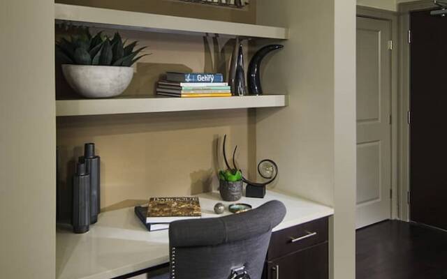 Seaport Luxe Condos by Barsala