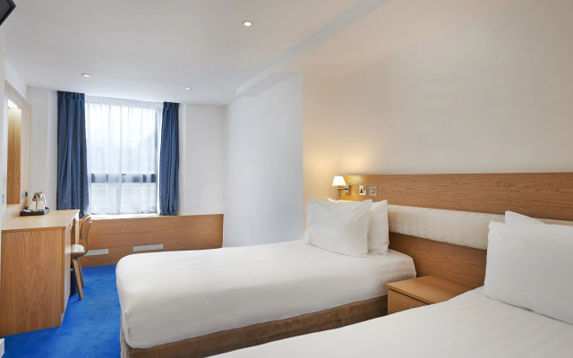 Отель Central Park