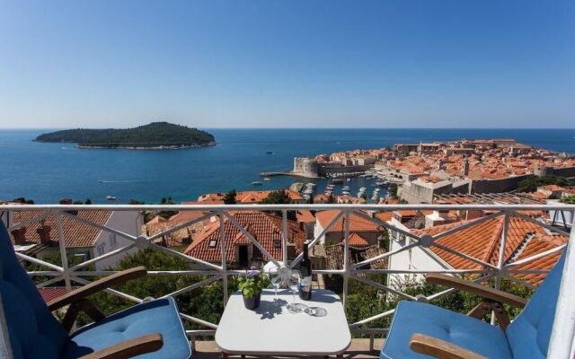 Ploce Apartments - Jelena