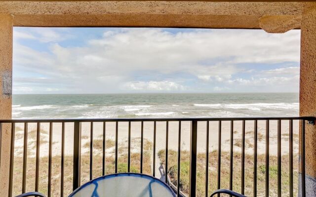 Coastal Condo with Ocean Viewing Pleasure by RedAwning