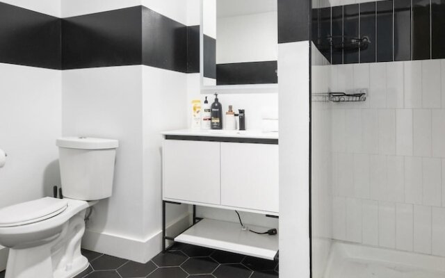 Luxury 1BR 30 Mins to Manhattan Evonify