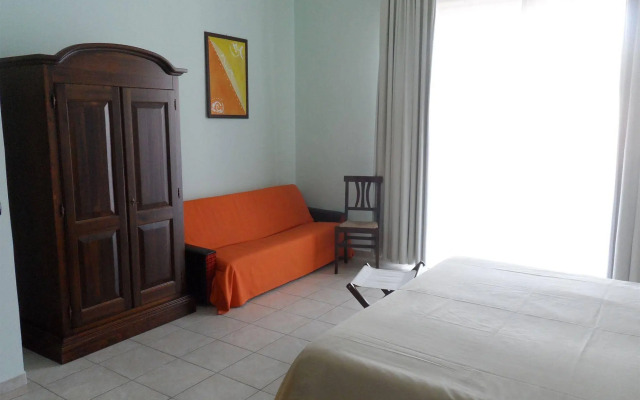 Fiumefreddo Hotel