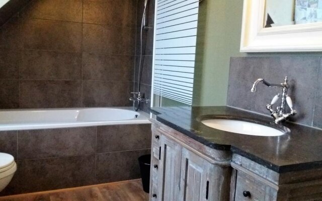 Cavells Bed and Breakfast