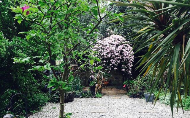 4 Bedroom Victorian House in East Dulwich