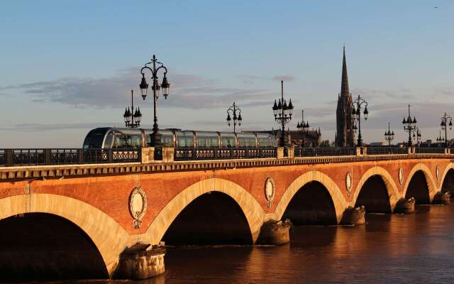 Campanile Bordeaux Le Lac