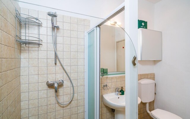 Amazing Apartment in Donje Obuljeno With Wifi and 2 Bedrooms