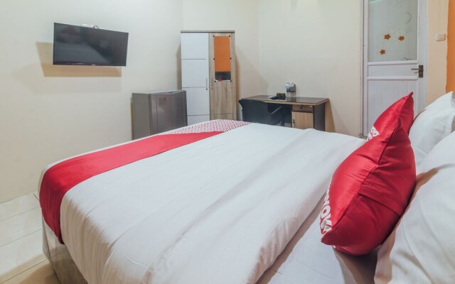 Satria Guest House by OYO Rooms