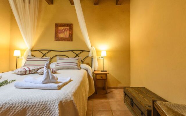 House Angelita Olocau del Rey 13406