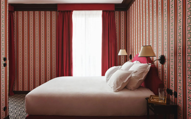 Les Deux Gares and Spa Hotel