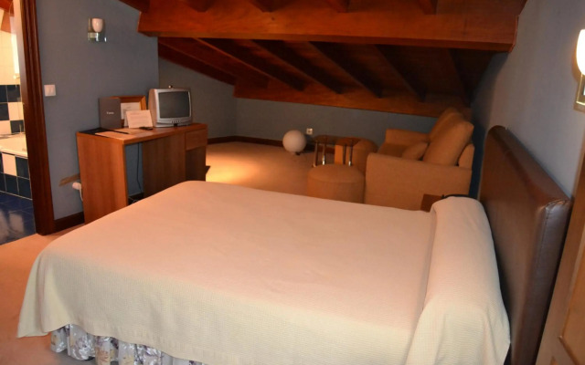 Gran Hotel Rural Cela