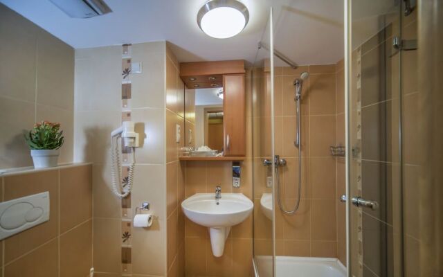Duna Hotel