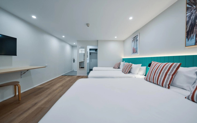 Red Star Hotels Palm Beach