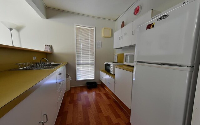 Executive Hideaway Motel