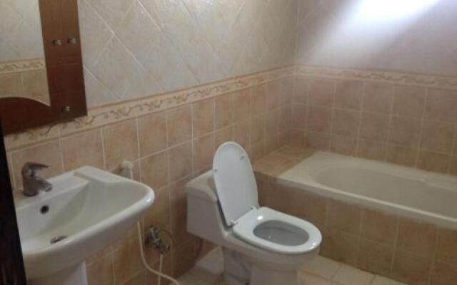 Al Amazon Hotel