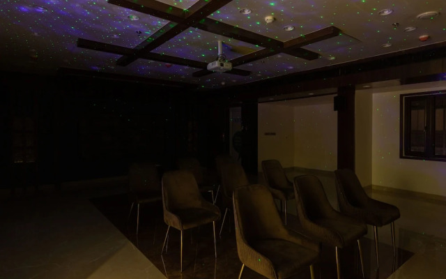 Royal Rawal - Luxury Boutique Hotel
