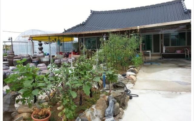 Naju haebaragi stay