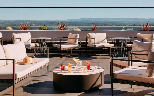 Mercure Melbourne Doncaster