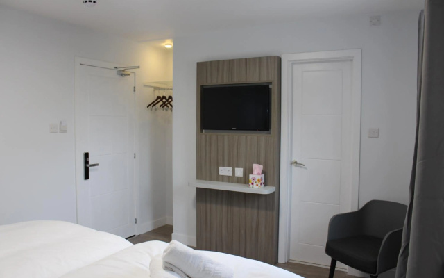 Sky Nights Hotel London Heathrow
