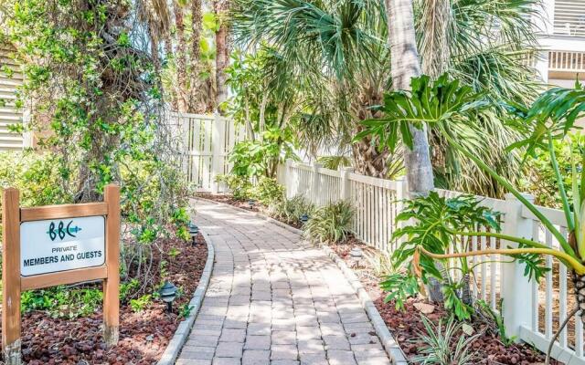 Bradenton Beach Club by RVA