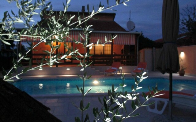 Holiday Home "marlena" Relaxing House With Pool