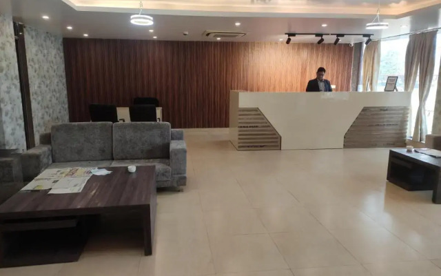 Sakura Hotel & Banquet