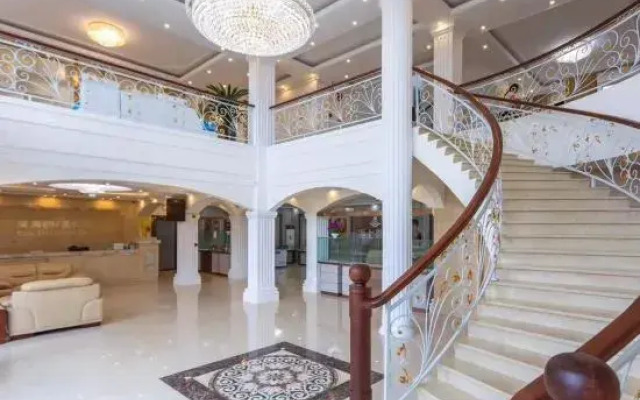 Weizhou Island Pengle Resort Hotel (Catholic Church)