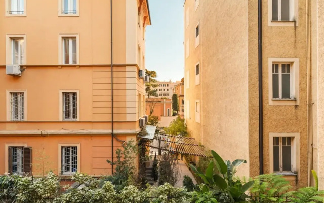 Vatican Beautiful 2Br Apartment With Terrace