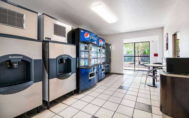 Motel 6 Corpus Christi, TX - Northwest
