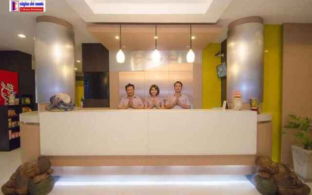 Charoenchit House